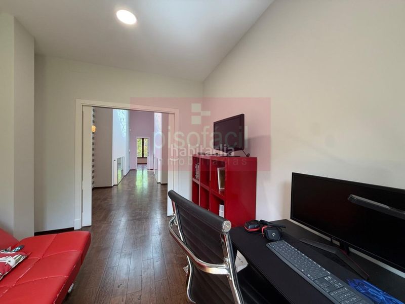 Foto a78601b5-cf4f-4bb3-ab8c-edc0b1f5218a. Casa amb aparcament a Corgo (O)