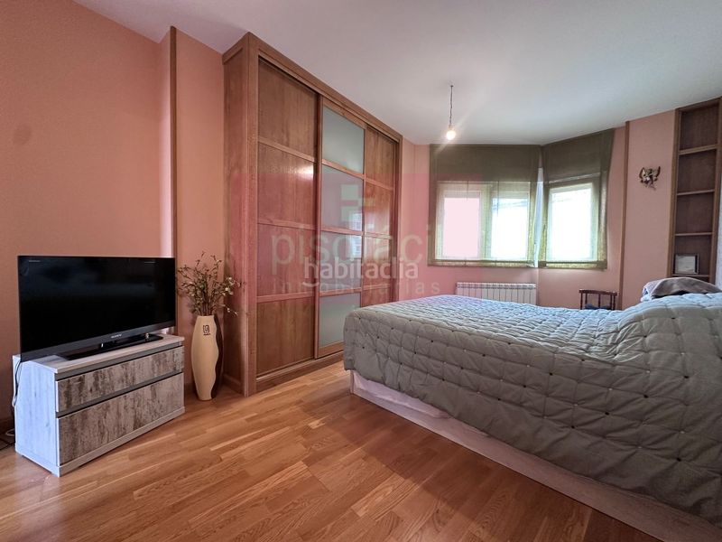 Foto 4f776a5e-90e5-4b88-8325-25b60858788d. Pis amb aparcament a Residencia - Abella Lugo