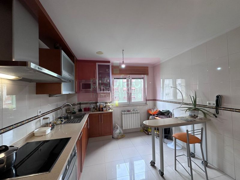 Foto adefe78b-414f-41a7-ab31-d0bae83c379c. Pis amb aparcament a Residencia - Abella Lugo