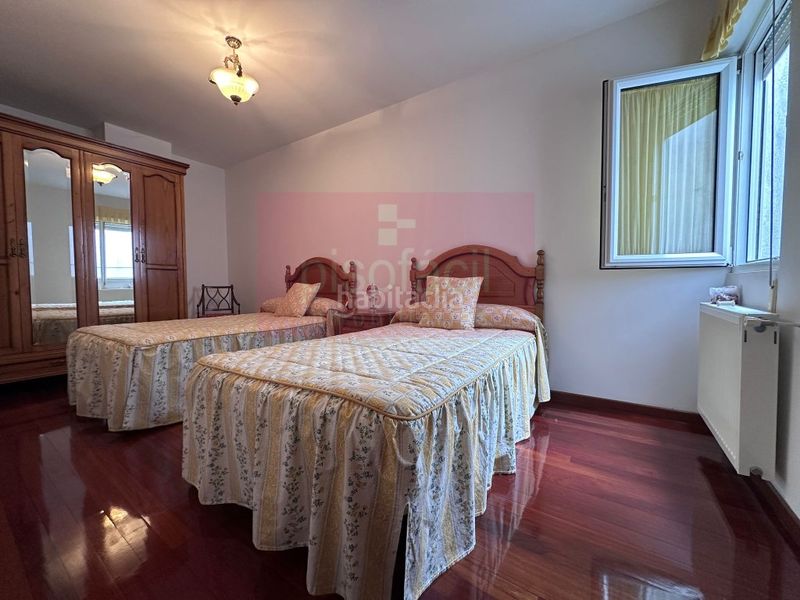 Foto 3ba8fdcb-6d38-44a1-a3b1-bd1899b1fe72. Dúplex amb aparcament a Residencia - Abella Lugo