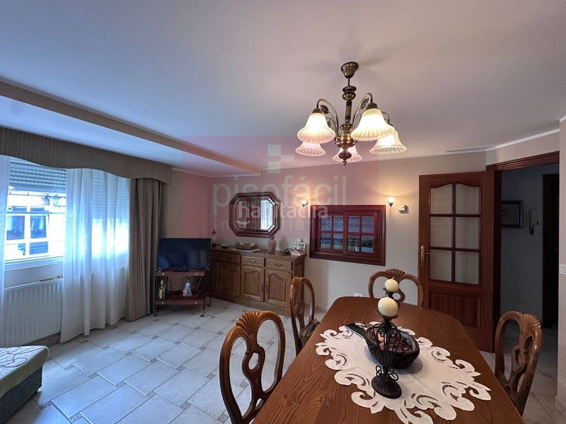 Foto c5cc18f3-6069-48c4-8449-937ac8e70d98. Dúplex amb aparcament a Residencia - Abella Lugo