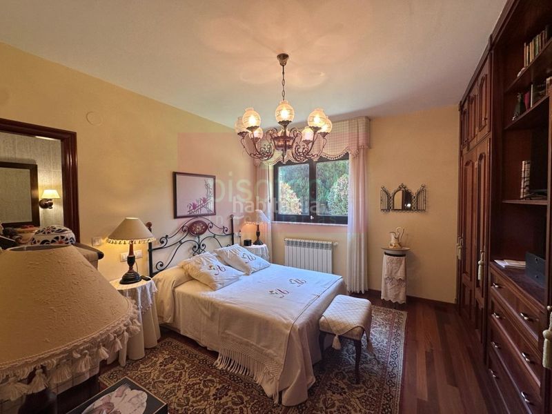 Foto 1f43b1a9-5241-4d80-9c17-d4ba58624dd7. Casa amb aparcament a Parroquias del Oeste Lugo