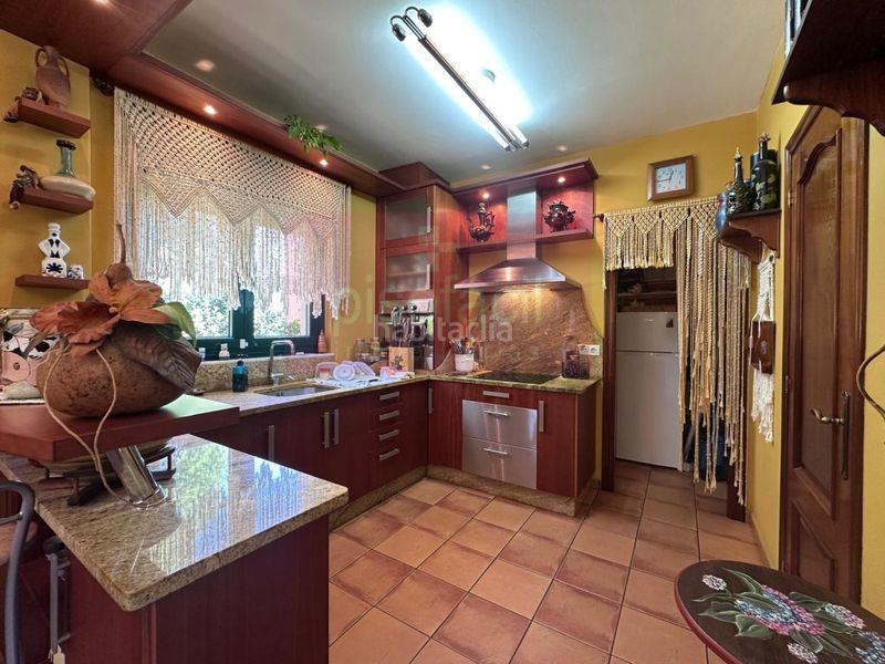 Foto d482e2d7-5b62-4b0b-84a0-58552bc97d31. Casa amb aparcament a Parroquias del Oeste Lugo