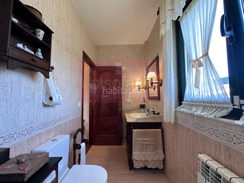 Foto d7c7046d-abea-4fad-880c-359e50a3c651. Casa amb aparcament a Parroquias del Oeste Lugo