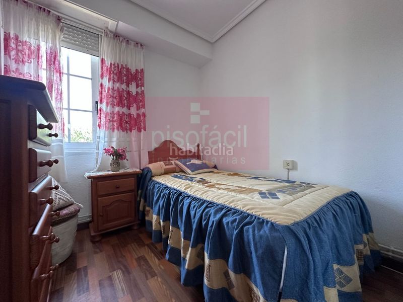 Foto 66cbfbbe-e2a8-484f-a7e1-8c3fdf482a6d. Casa amb aparcament a Parroquias del Oeste Lugo