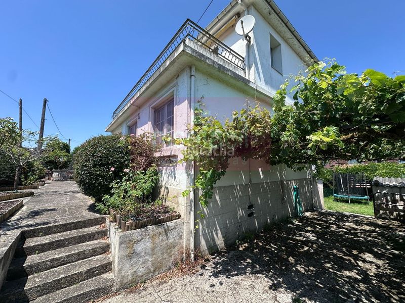 Foto a0ffed02-9456-476a-aac0-22d1d1a0109c. Casa amb aparcament a Parroquias del Oeste Lugo