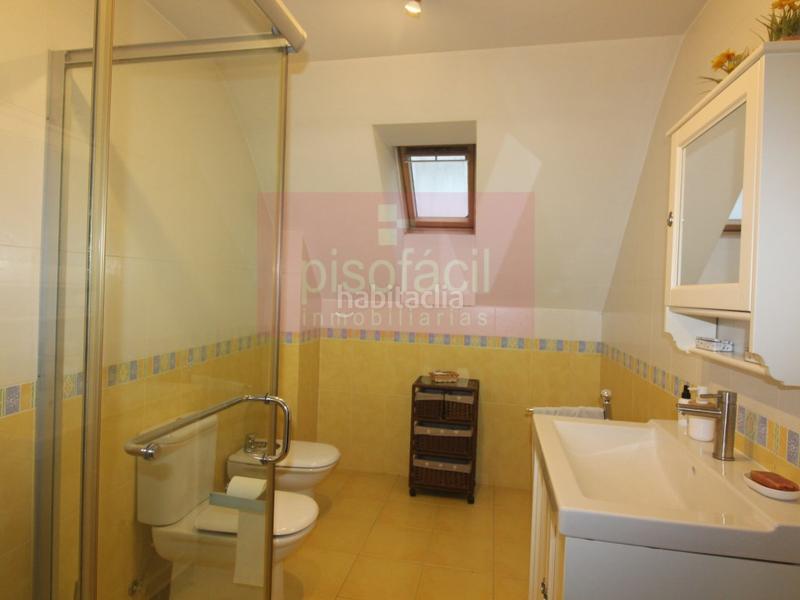 Foto e278f342-1af7-4dd0-aced-3b0cd17d21dc. Dúplex fantástico dúplex en venta de cinco dormitorios con todos los servicios en plena avenida de a coruña!!!. en Lugo