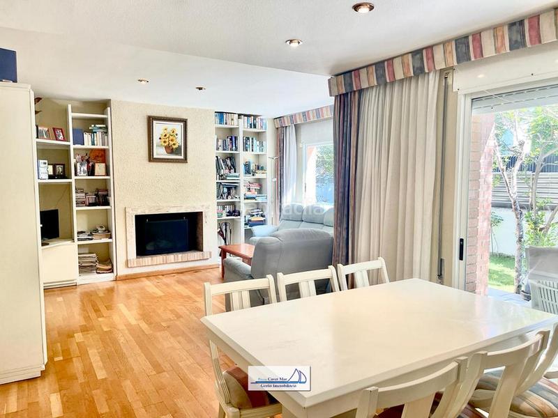 Foto 92ee8d4e-479c-4495-99b0-29a05b8faaab. Doppelhaus in carrer joaquim sunyer 6a in Els Tallats - Mas Olivé Cambrils