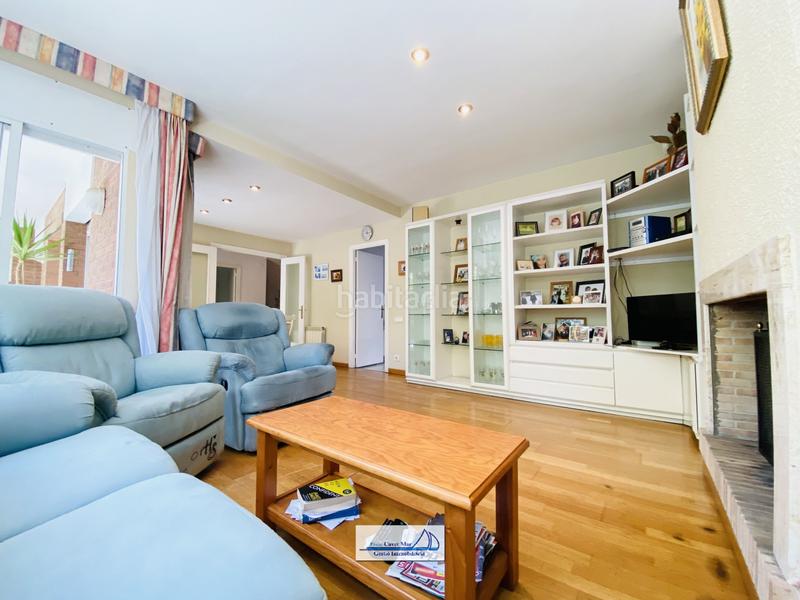 Foto fb991fd9-33bb-40f1-b4d6-934fb8f67253. Doppelhaus in carrer joaquim sunyer 6a in Els Tallats - Mas Olivé Cambrils