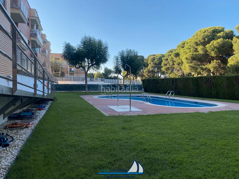 Foto 4bf22652-be8e-403a-a6a9-84794cdc440c. Ático en carrer del camí del más de clariana 38 ático con solarium- piscina comunitaria -parking y trastero en Cambrils