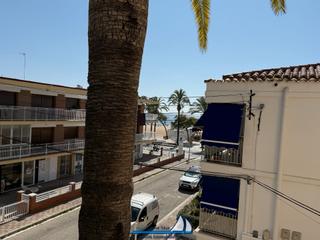Appartement  Carrer de mont-roig 2. ¡descubre este espectacular apartamento con vistas al mar!
