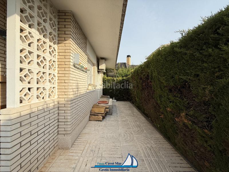 Foto 0136514a-1018-4cca-95bf-4dd8cd6dcc71. Casa aparellada a carrer de viena 2 a Vilafortuny Cambrils