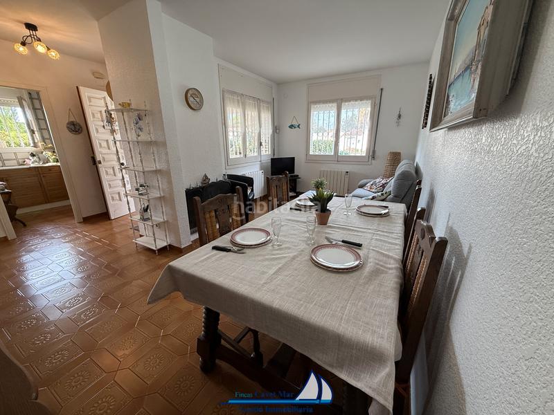 Foto 01504404-8f99-47b1-bef1-b1e3a6bb7a18. Casa aparellada a carrer de viena 2 a Vilafortuny Cambrils