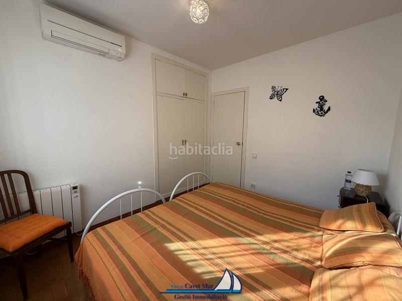 Foto 233047c7-520e-4576-ac1e-0b85f2e185d5. Casa aparellada a carrer de viena 2 a Vilafortuny Cambrils