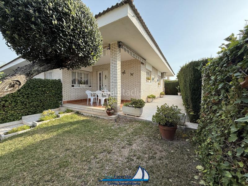 Foto 5299c8cb-557b-4087-b6a8-c227d3d4e089. Casa aparellada a carrer de viena 2 a Vilafortuny Cambrils