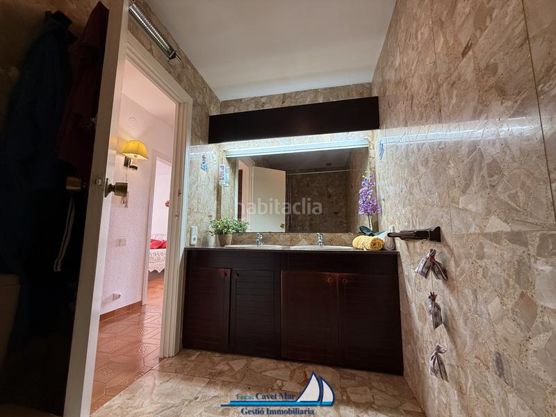 Foto 68ffeb62-5a40-4e45-9b53-e5dc08fa4f95. Casa aparellada a carrer de viena 2 a Vilafortuny Cambrils