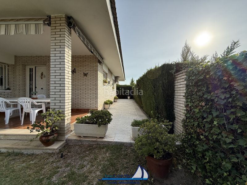 Foto f14dfe78-a93a-4dba-bf4f-7981ed898c92. Towny house in carrer de viena 2 in Vilafortuny Cambrils