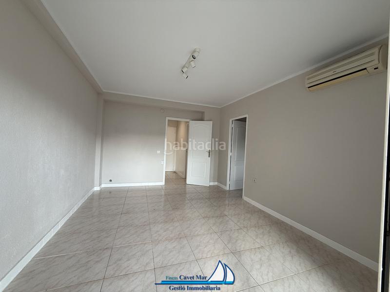 Foto 338017bb-ba22-49a1-b8e8-42a412fb54af. Erdgeschoss in avinguda de barcelona 151 in Passeig Marítim Miami Platja