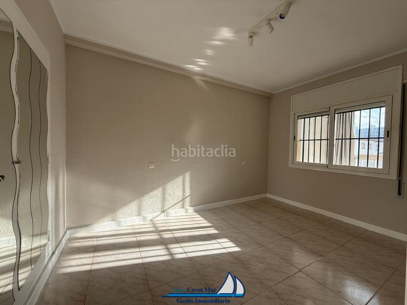 Foto 744ddec3-089f-460c-a2af-797d9d3f7654. Erdgeschoss in avinguda de barcelona 151 in Passeig Marítim Miami Platja