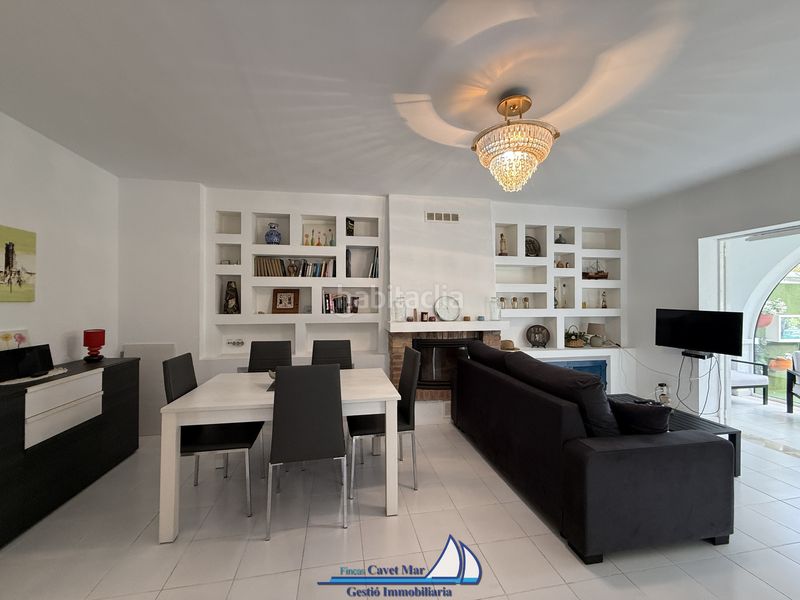 Foto d188ef4f-dd3c-4240-9327-4d4f3a0383ca. Towny house in avinguda de la diputació 100 in Vilafortuny Platja Cambrils