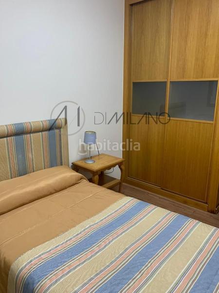 Foto aedefd14-a557-426e-9a8e-11ec6e6bb809. Rent flat with heating in Zona de Plaza de Barcelos Pontevedra