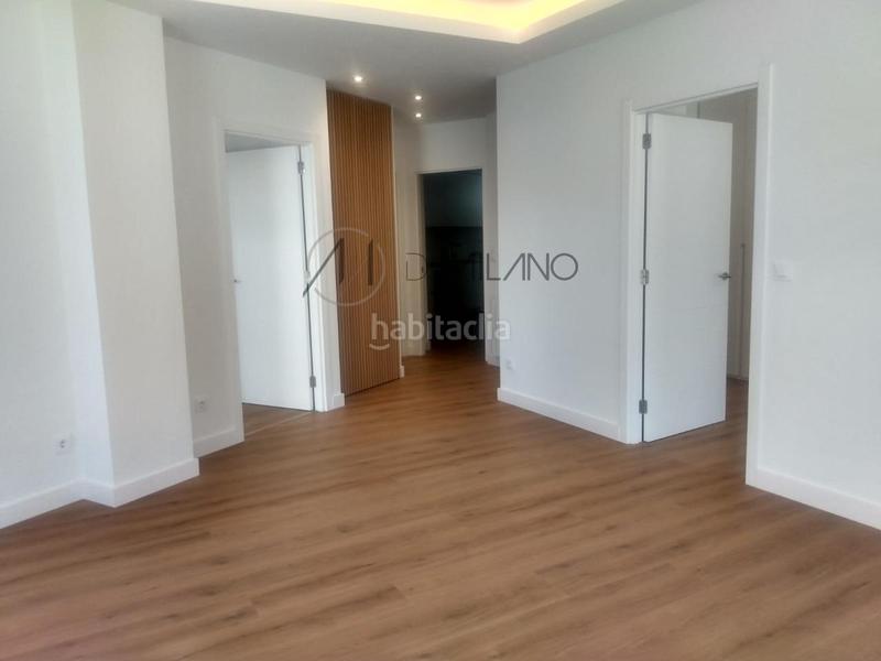 Foto 4cf6e9f9-1831-4812-beeb-df0364851407. Planta baja en Sanxenxo pueblo Sanxenxo
