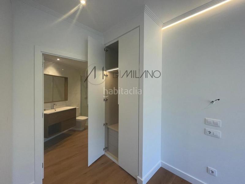 Foto b032e7dd-92d2-4c2f-8e62-a446eeeea5f1. Planta baja en Sanxenxo pueblo Sanxenxo