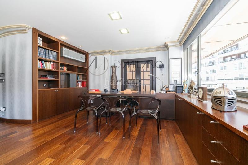 Foto 82ea21e3-39d0-4d2d-ab69-9c0ad73a2479. Miete büro mit heizung parking in Plaza España - Corte Inglés Vigo