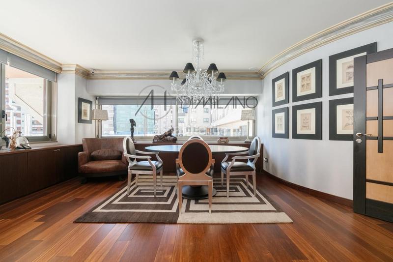 Foto a7bf5720-caa1-4d2b-9eaa-05cf0578edb1. Rent office space with heating parking in Plaza España - Corte Inglés Vigo