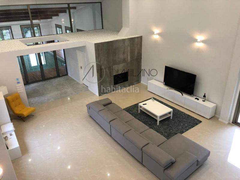 Foto b800fe54-861f-421c-b94c-221e173d20d3. Alquiler chalet en Tomiño