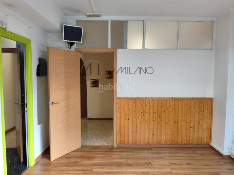 Foto 6bff3ba2-d0ed-4873-bee2-a97c5583594e. Rent office space in travesía de Vigo - san xoán Vigo