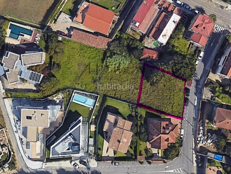 Foto f851a694-6344-4d6a-b9ad-04dec1ecfc1f. Terrain résidentiel dans Alcabre Vigo