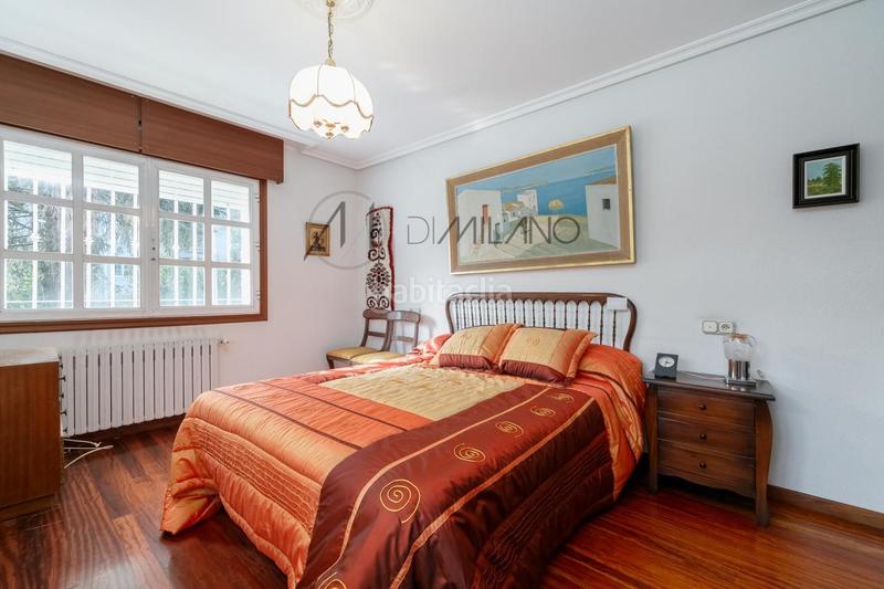 Foto ac5758a7-7d1f-4d98-ad16-72e384b79faf. Chalet con riscaldamento parcheggio in Navia Vigo