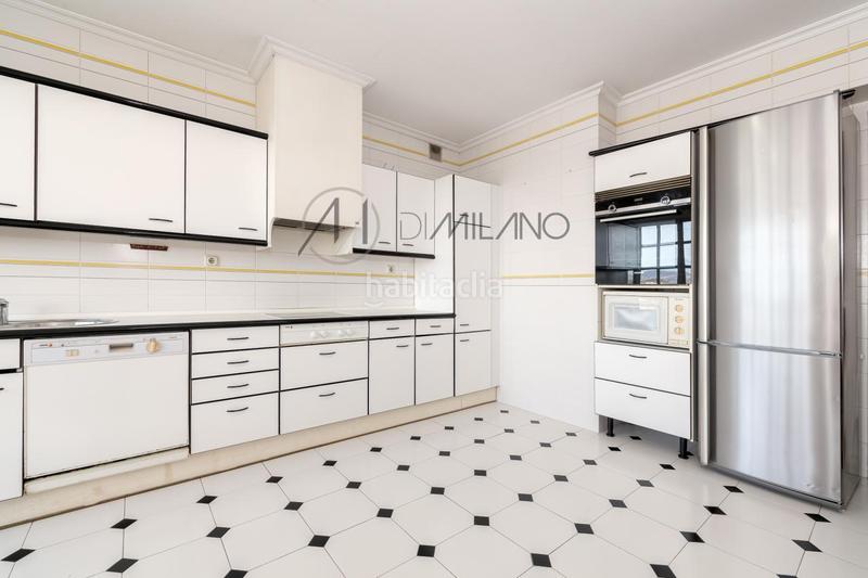 Foto d7cc64a1-511e-4d9e-b37f-6caddf541252. Chalet con riscaldamento parcheggio in Navia Vigo