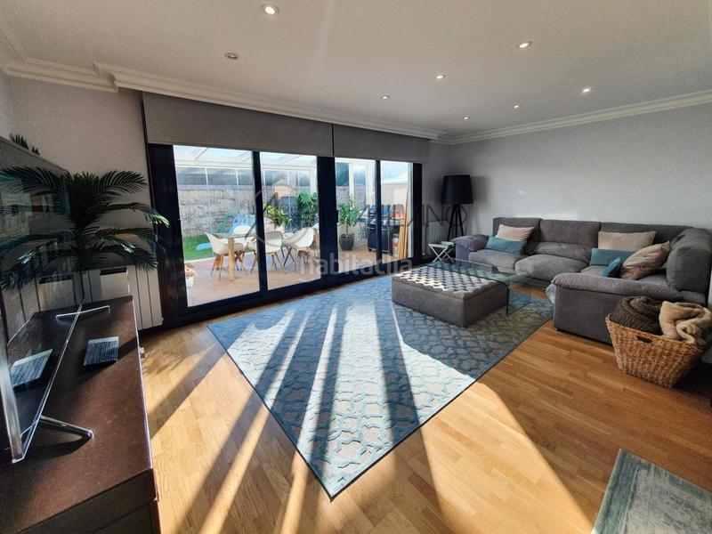 Foto d9ec8e32-1632-4de4-9be5-4aaa329c46f7. Semi detached house with heating parking in Sardoma - Castrelos Vigo