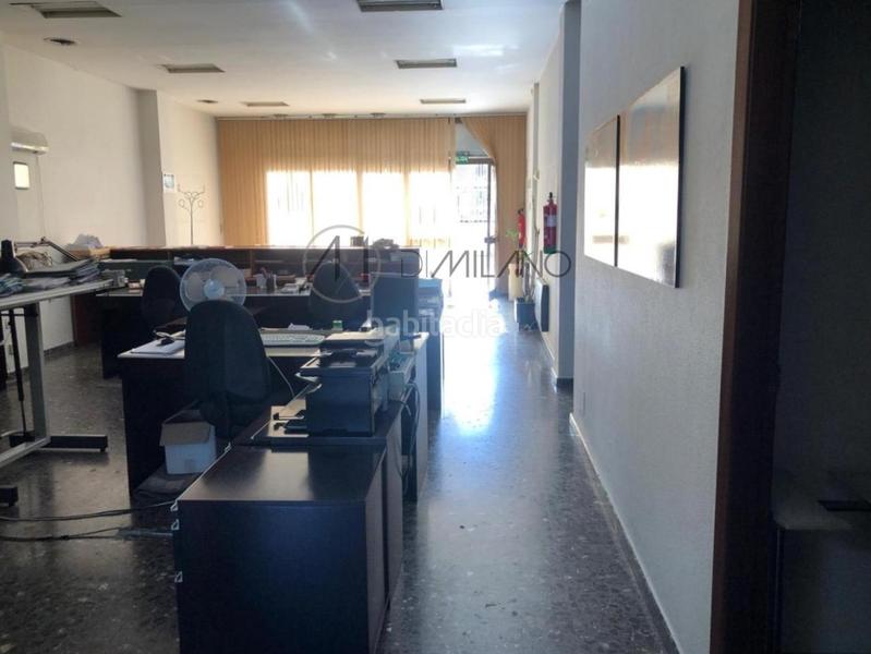 Foto 7ccd54a4-0a2d-4eb1-aad7-cf148ae1f14a. Local comercial en Bouzas Vigo