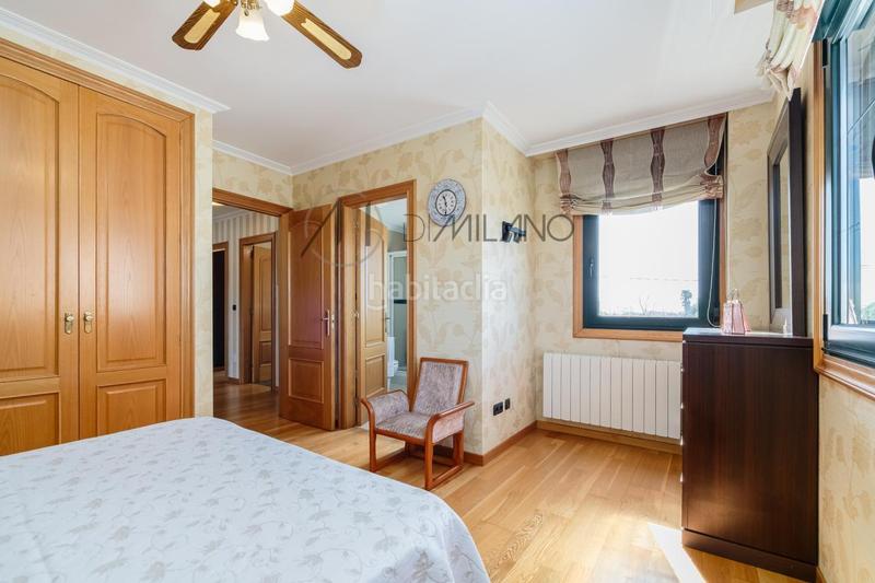 Foto 008e5392-62ad-4a1e-8ac2-4cce4e254003. Chalet en Alcabre Vigo