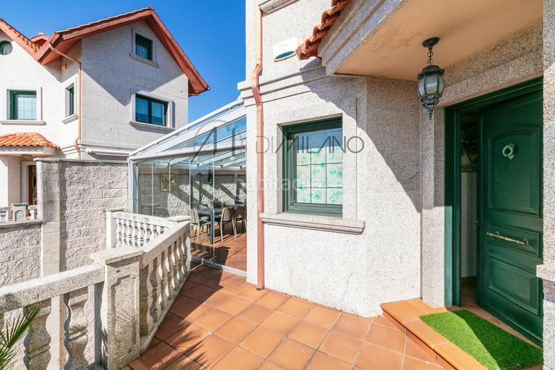 Foto 3231b24c-40f5-451a-aa8f-51bd62d254e8. Chalet en Alcabre Vigo