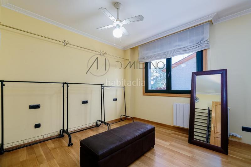 Foto 40d08684-a23c-4323-a4e6-140683243fa4. Chalet en Alcabre Vigo