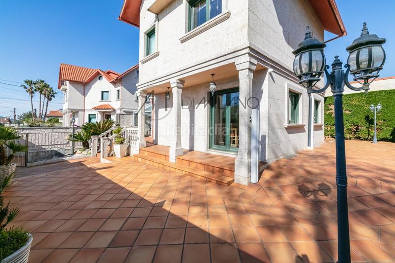 Foto 60873f39-db6c-430d-8d43-d9807a30ee8d. Chalet en Alcabre Vigo