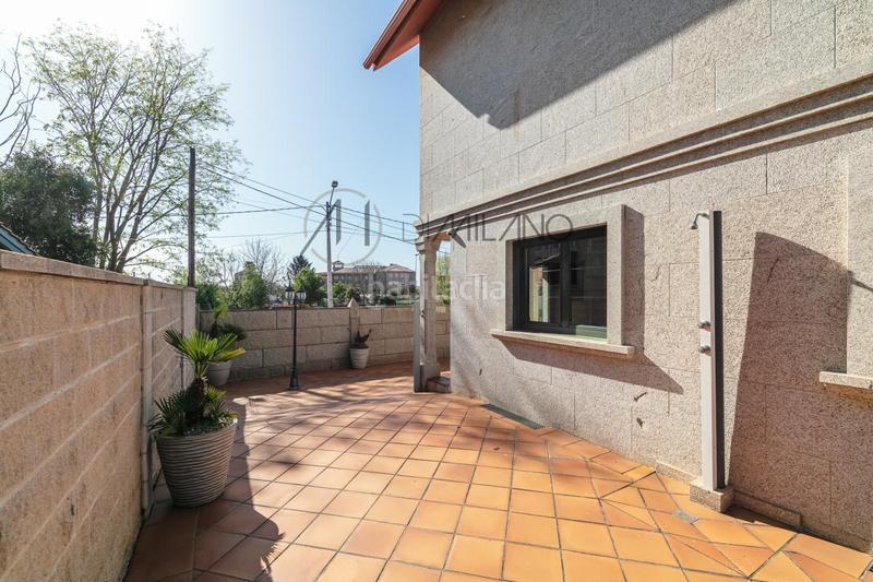 Foto 854d778c-d879-4be6-87ad-cb017670a3a5. Chalet en Alcabre Vigo