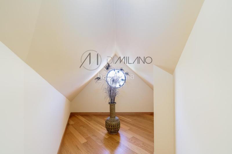 Foto a4122208-8a43-4403-8826-56036721016c. Chalet en Alcabre Vigo