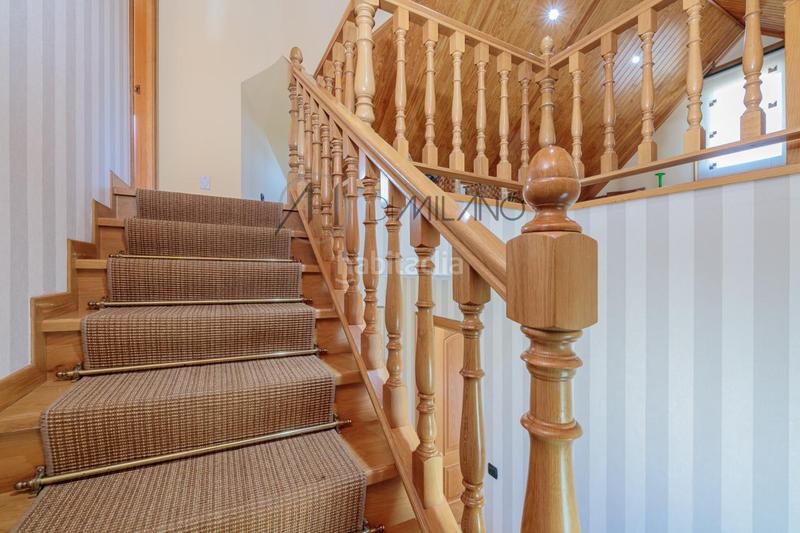 Foto b5f46cd7-c411-4fa4-a150-31de99f29c47. Chalet en Alcabre Vigo