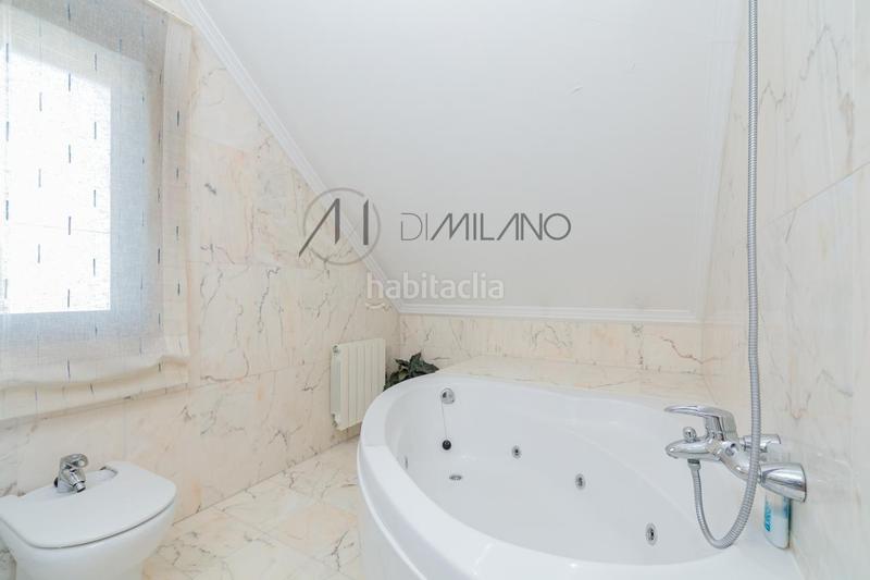 Foto c8f9474e-66cc-4747-a9dc-cfc28aa44c0a. Chalet en Alcabre Vigo