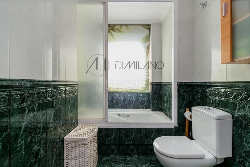 Foto ca5c96ab-7644-41af-a04f-72e506db4046. Chalet en Alcabre Vigo