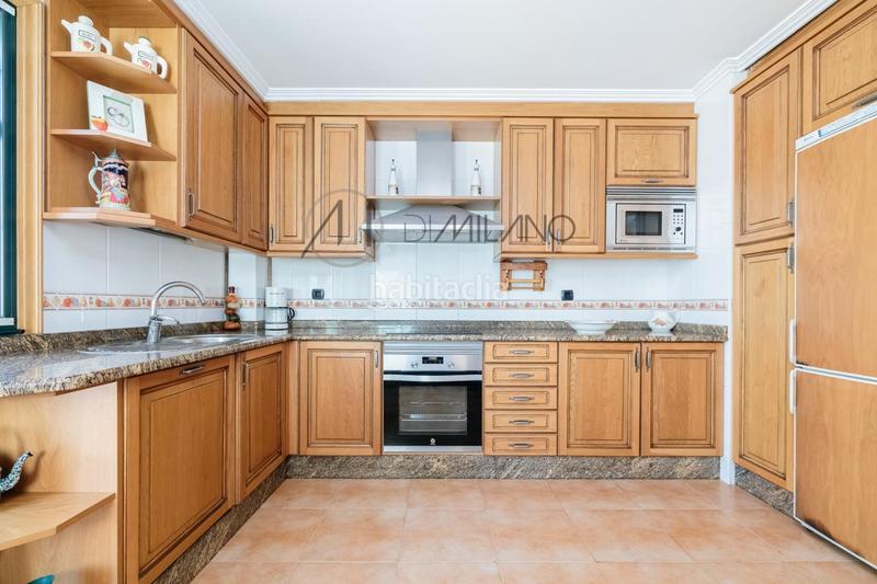 Foto f41d1931-4393-4902-adca-f19569f606b3. Chalet en Alcabre Vigo