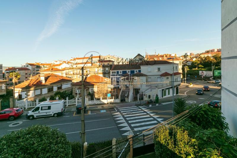 Foto cedb1b15-2833-48d7-85f7-44ee3744e42c. Maison avec parking dans Bouzas Vigo