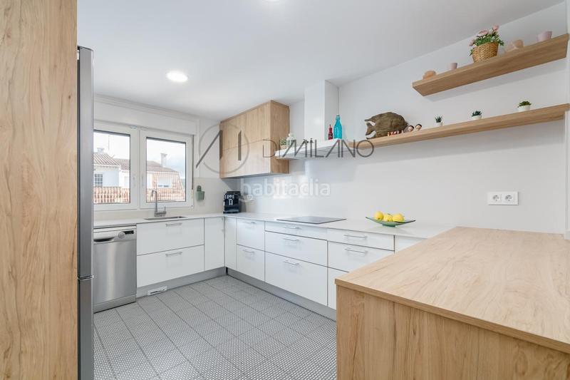 Foto 29044750-a08d-4949-a548-dab1d2efcb8c. Casa a schiera con riscaldamento parcheggio in Baiona