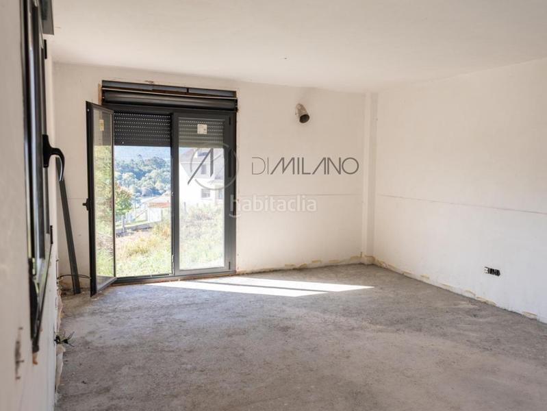 Foto ee8de90d-db84-40dc-a1cd-f49d1e13a3ff. Casa con riscaldamento parcheggio in Tomiño