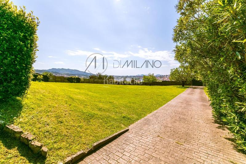 Foto a3a0a7c5-8141-47f6-9c38-207527a13e35. Chalet with heating parking in Sardoma - Castrelos Vigo